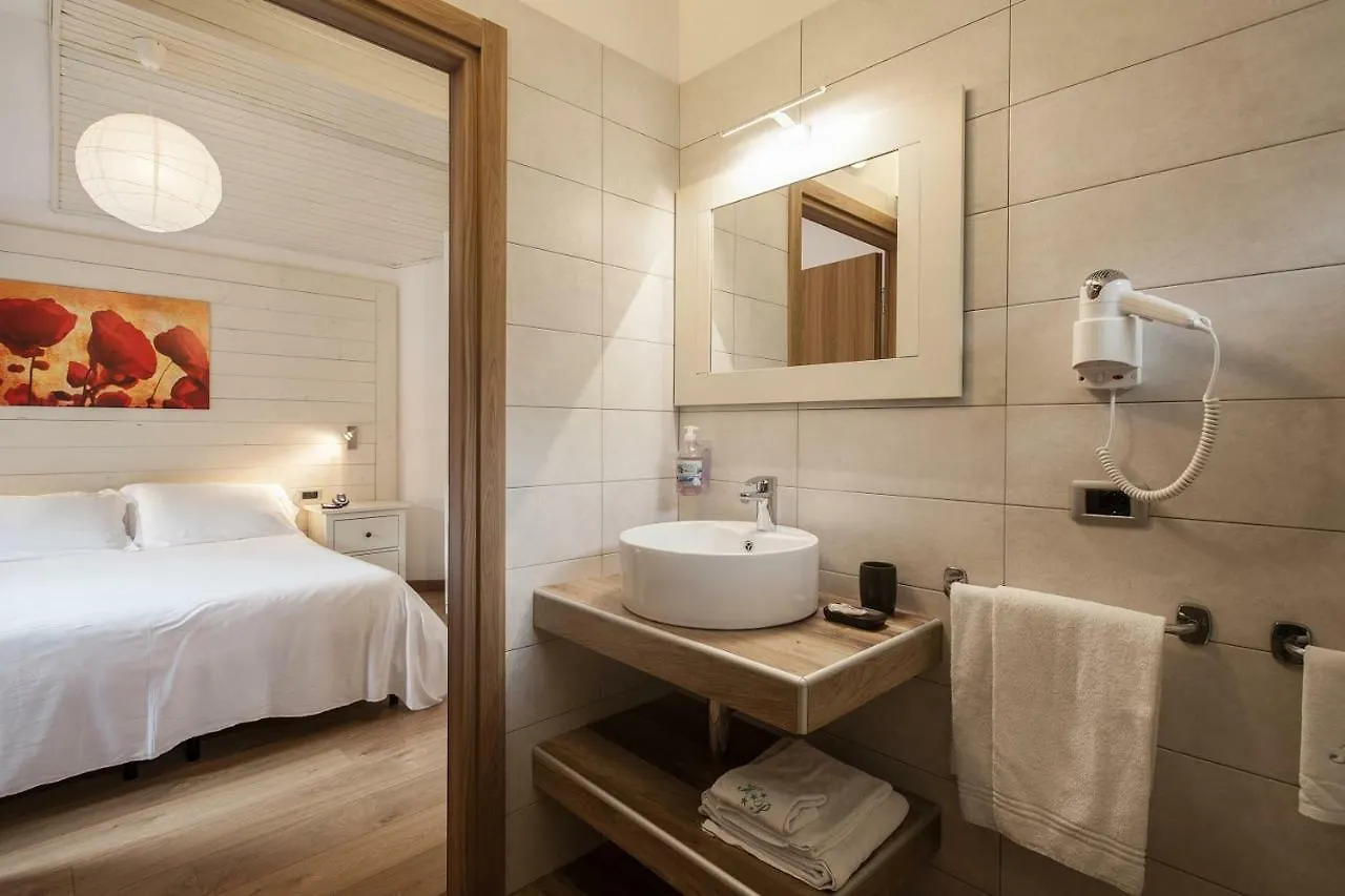 Hotel Prealpi Castione della Presolana 3*,