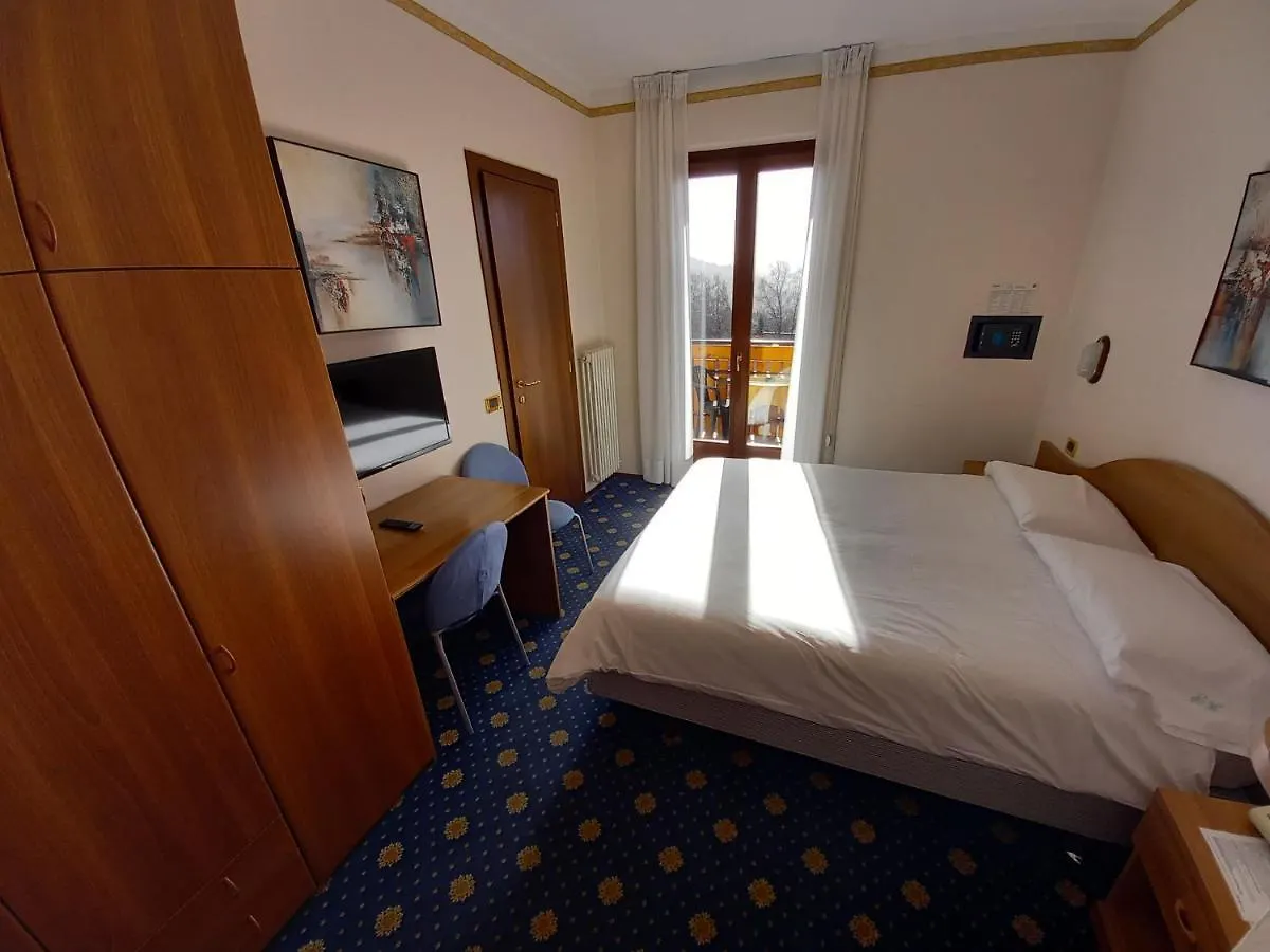 Hotel Prealpi 3*, Castione della Presolana Italy